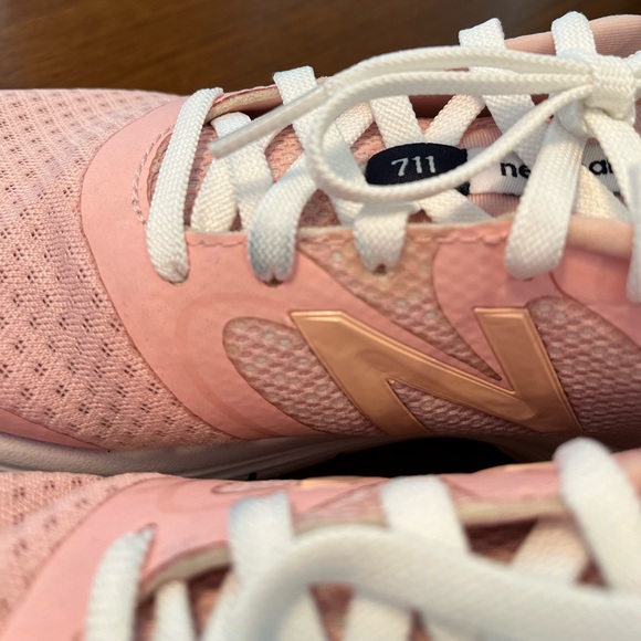 New Balance x J. Crew 711 Sneakers 7.5 - Picture 12 of 12